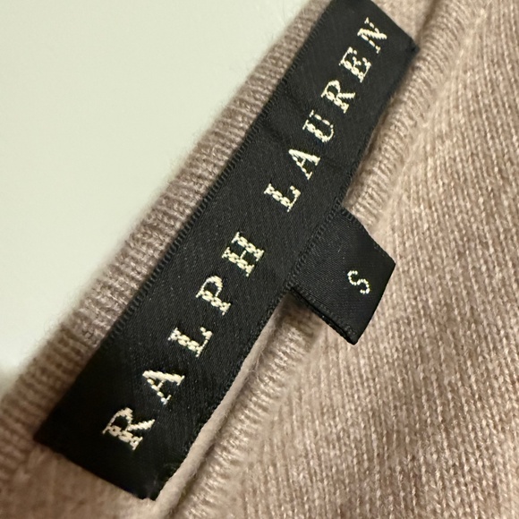 One shoulder cashmere dress - Picture 2 of 3